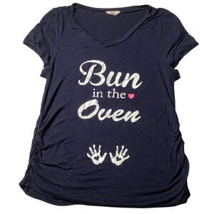 French Pastry: Black Maternity T-shirt, 'Bun in the Oven', Size Large